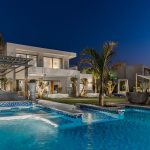 Chalet-for-sale-in-hacienda-white